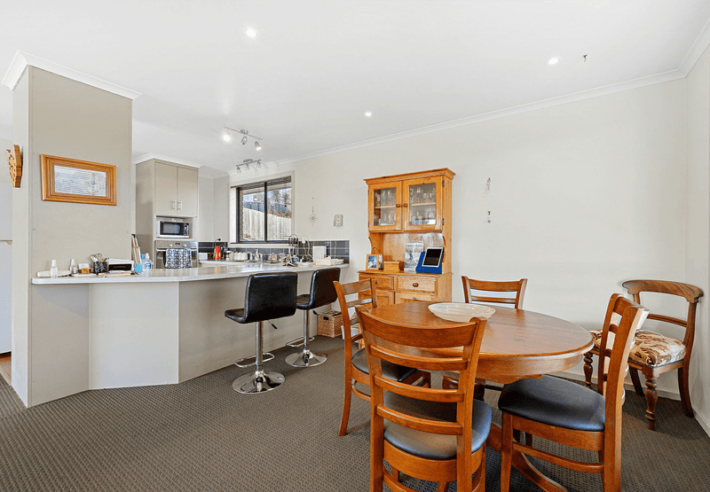 Unit 4/1-3 Cedar Place, ROMAINE, TAS 7320