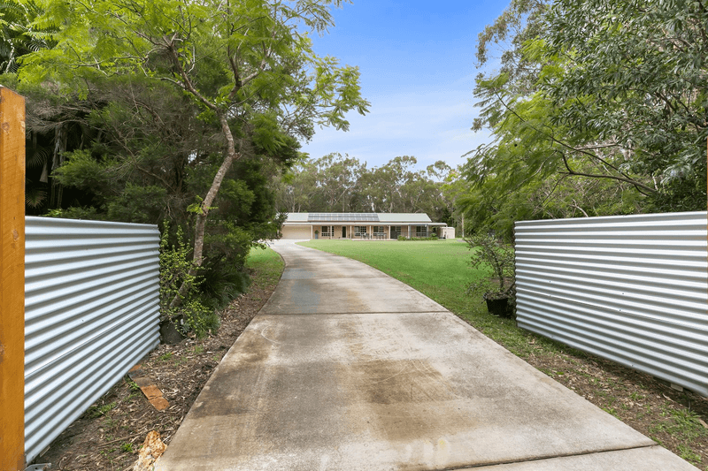 28 Coral Fern Drive, COOROIBAH, QLD 4565