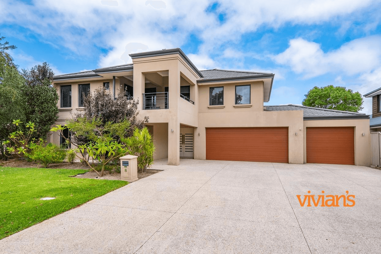 8 Arrowgrass Road, CANNING VALE, WA 6155