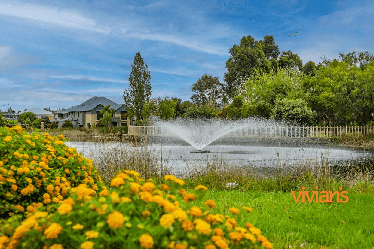 8 Arrowgrass Road, CANNING VALE, WA 6155