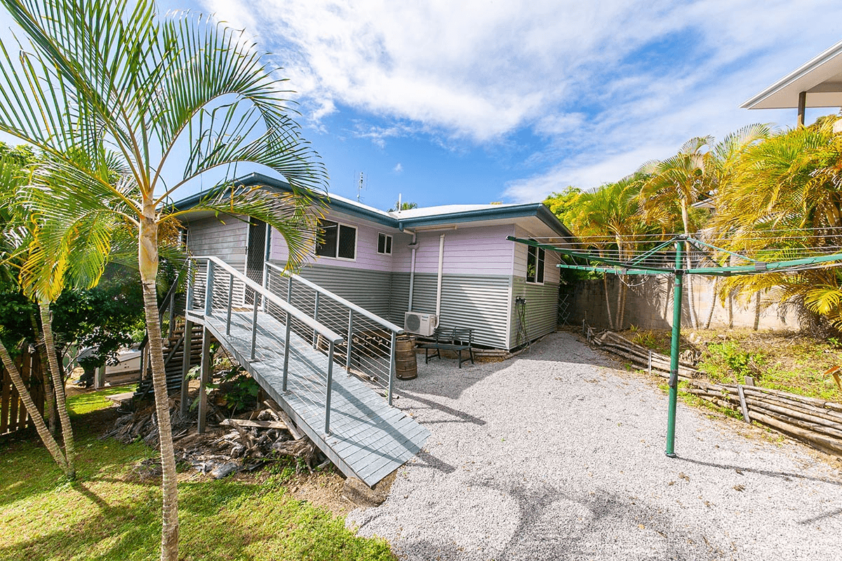 6 Young Nicks Way, AGNES WATER, QLD 4677