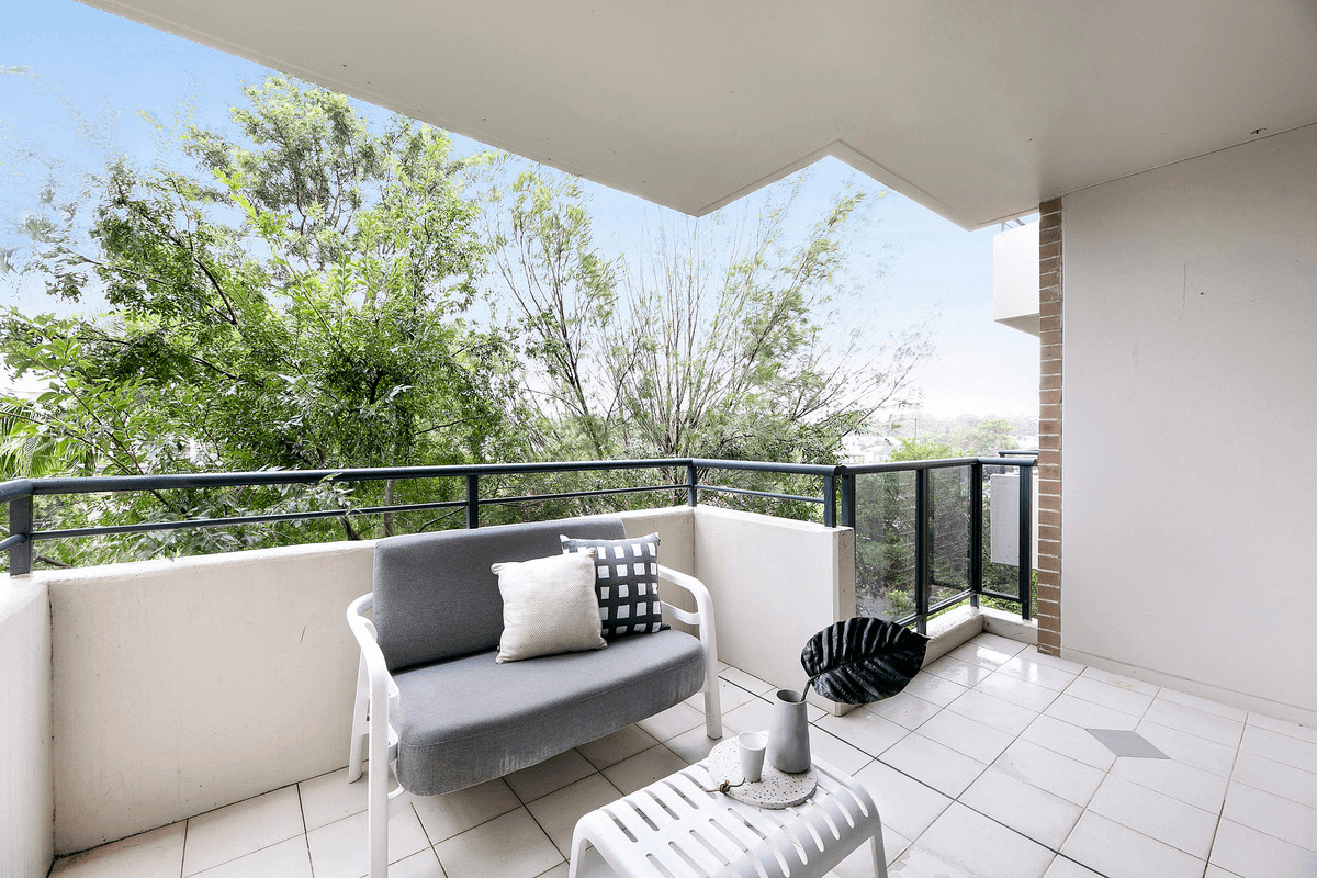 162/4 Dolphin Close, CHISWICK, NSW 2046