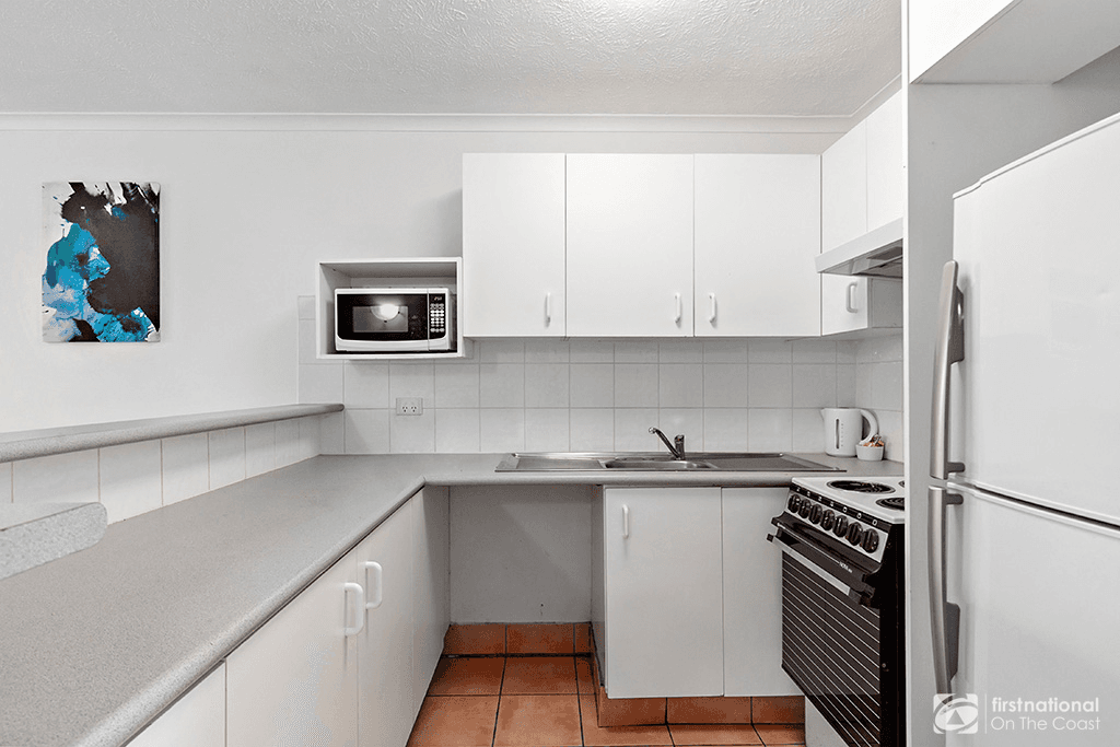 82/38 Enderley Avenue, SURFERS PARADISE, QLD 4217