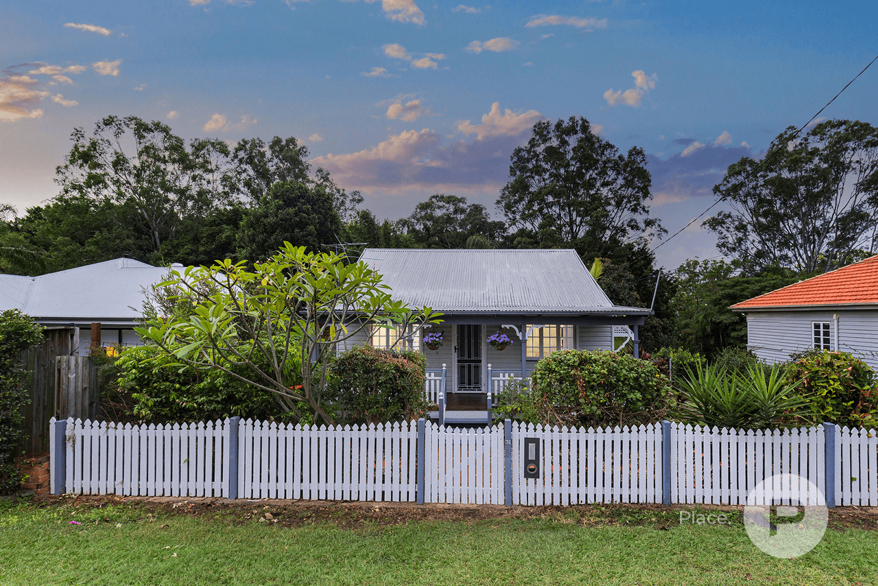 74 Sunshine Avenue, Tarragindi, QLD 4121