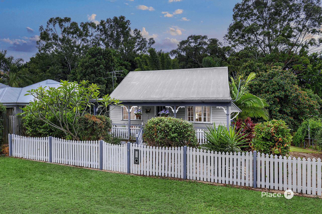 74 Sunshine Avenue, Tarragindi, QLD 4121