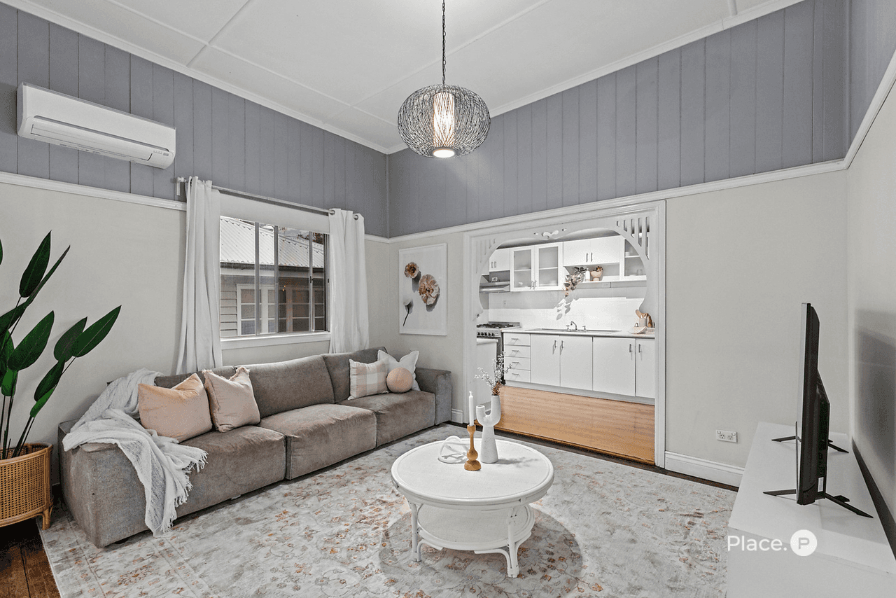 74 Sunshine Avenue, Tarragindi, QLD 4121