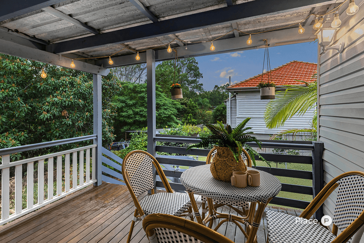 74 Sunshine Avenue, Tarragindi, QLD 4121