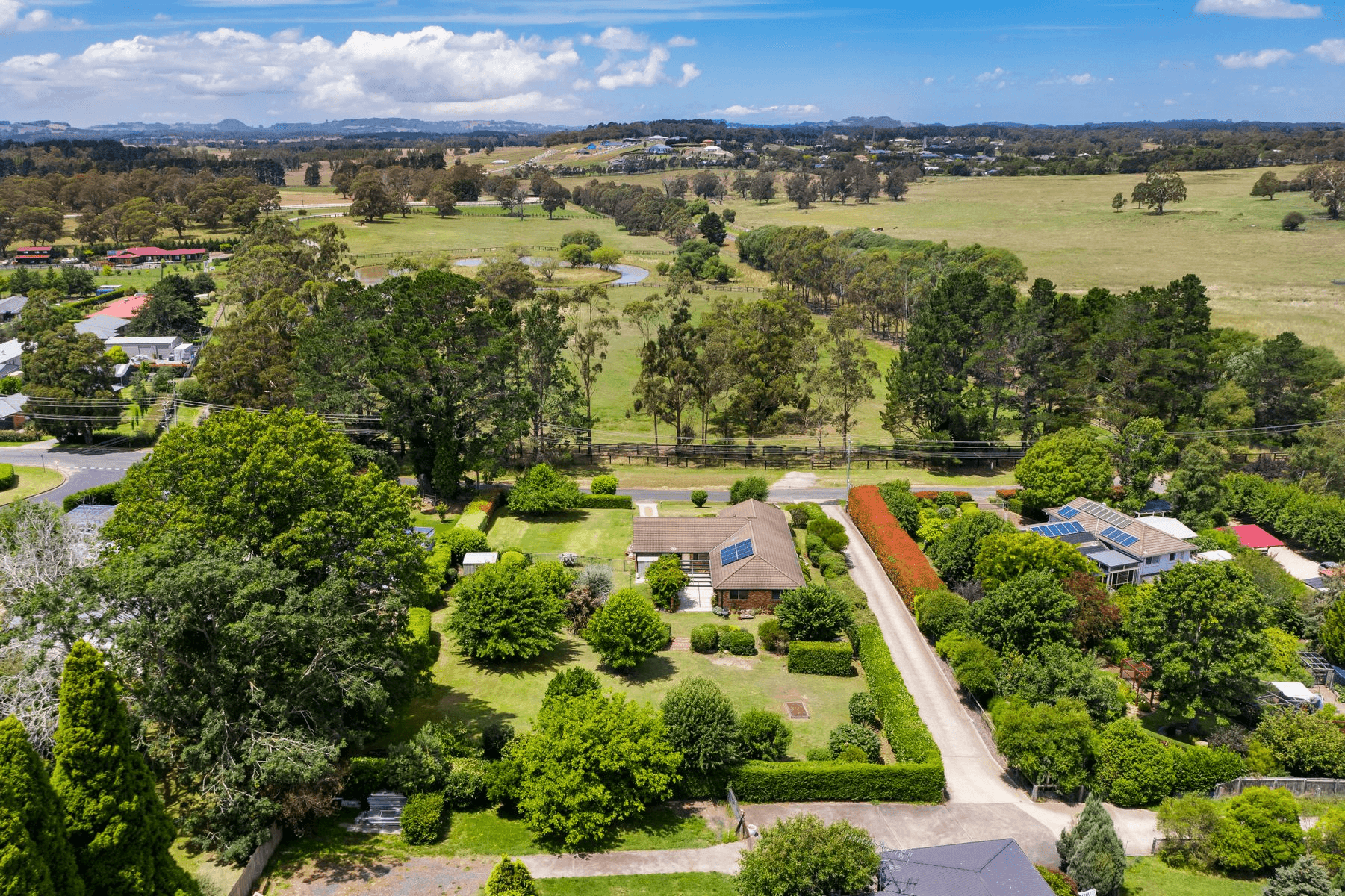 35 Church Road, MOSS VALE, NSW 2577