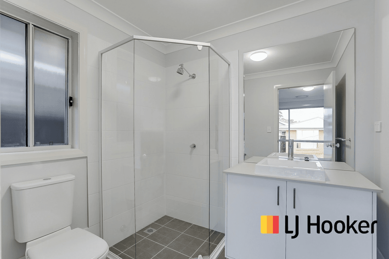 8 Corry Street, THIRLMERE, NSW 2572