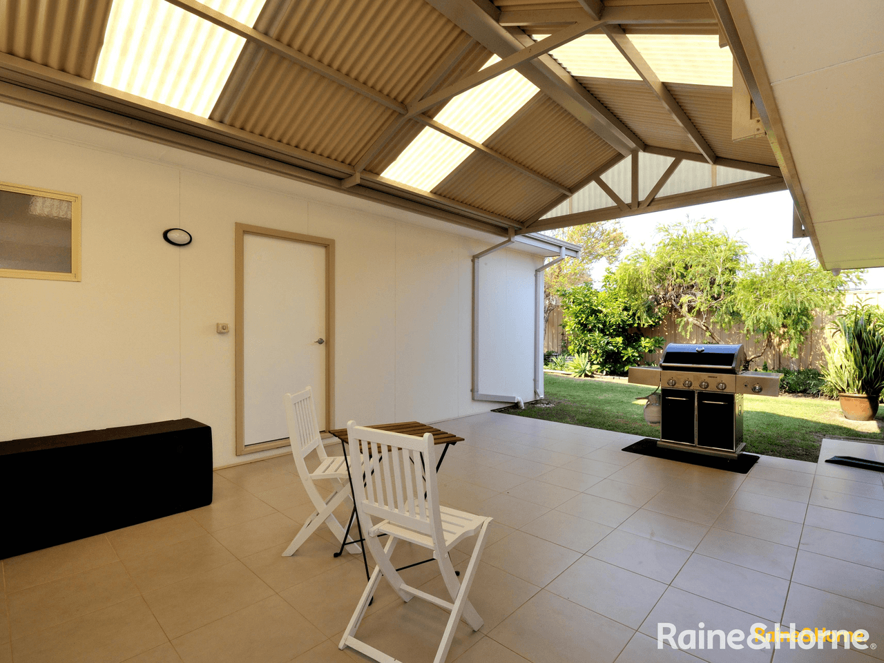 17 Manilla Place, WARNBRO, WA 6169