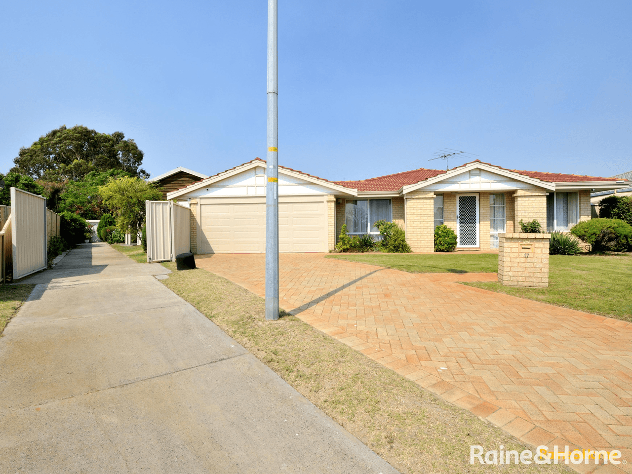17 Manilla Place, WARNBRO, WA 6169