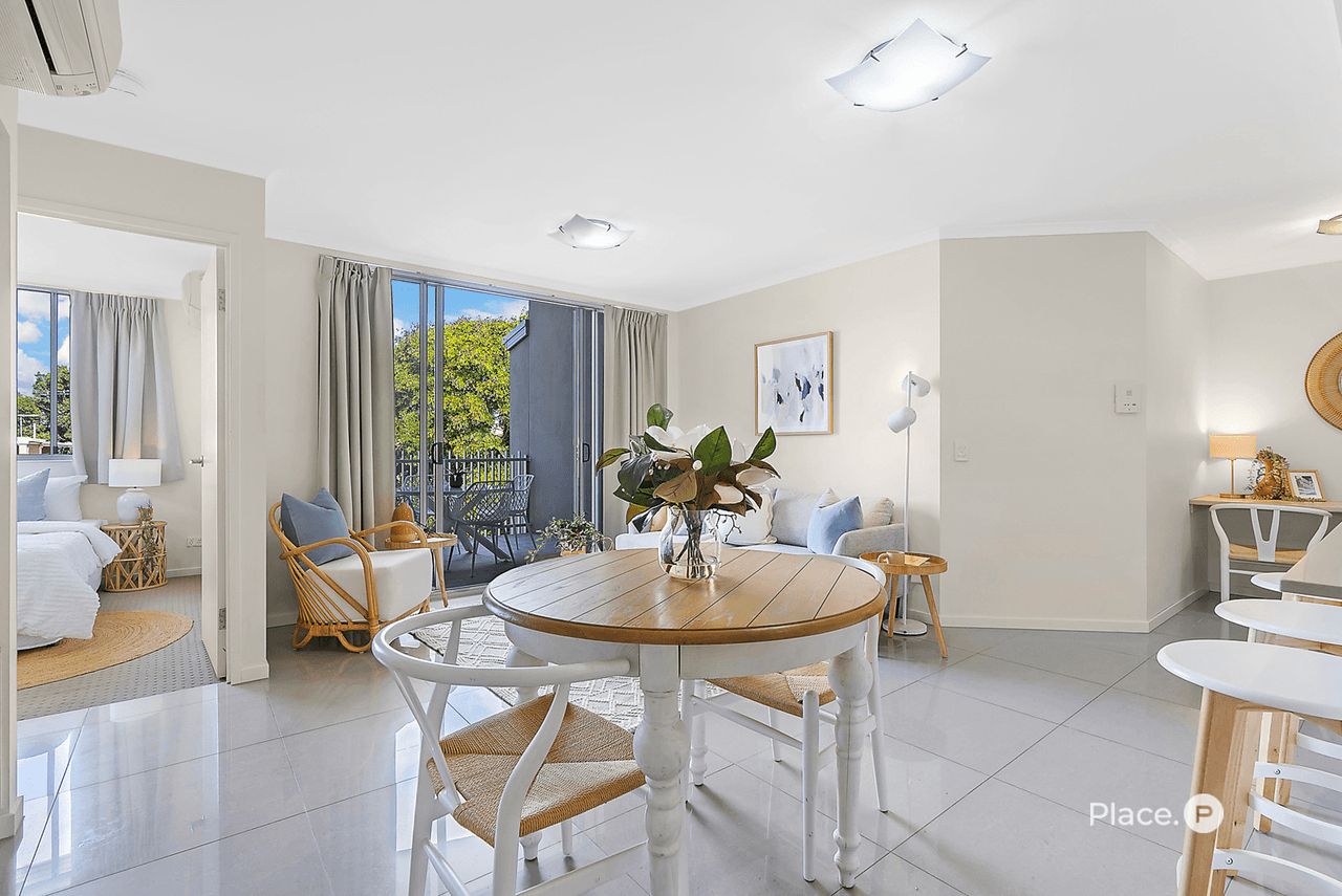 18/36 Kitchener Street, Coorparoo, QLD 4151