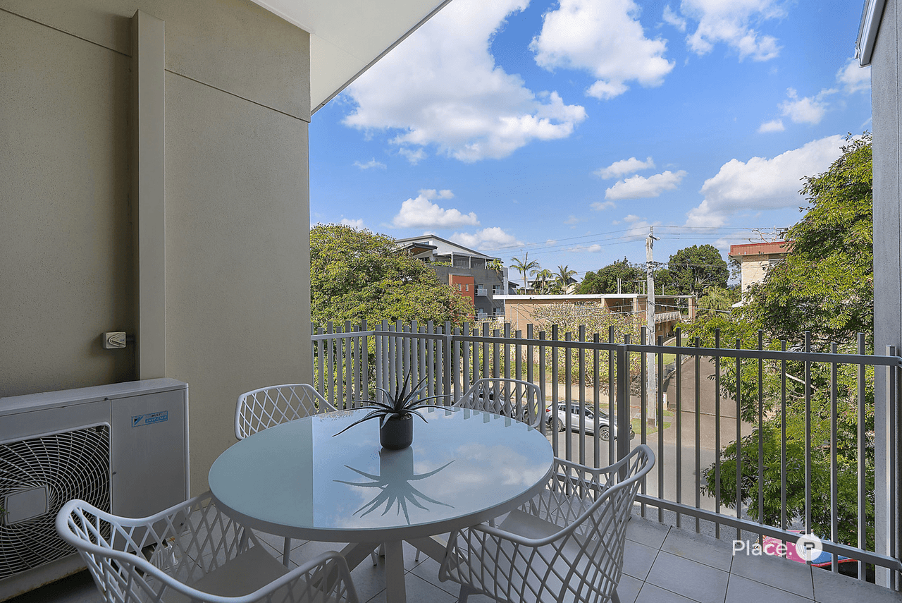 18/36 Kitchener Street, Coorparoo, QLD 4151