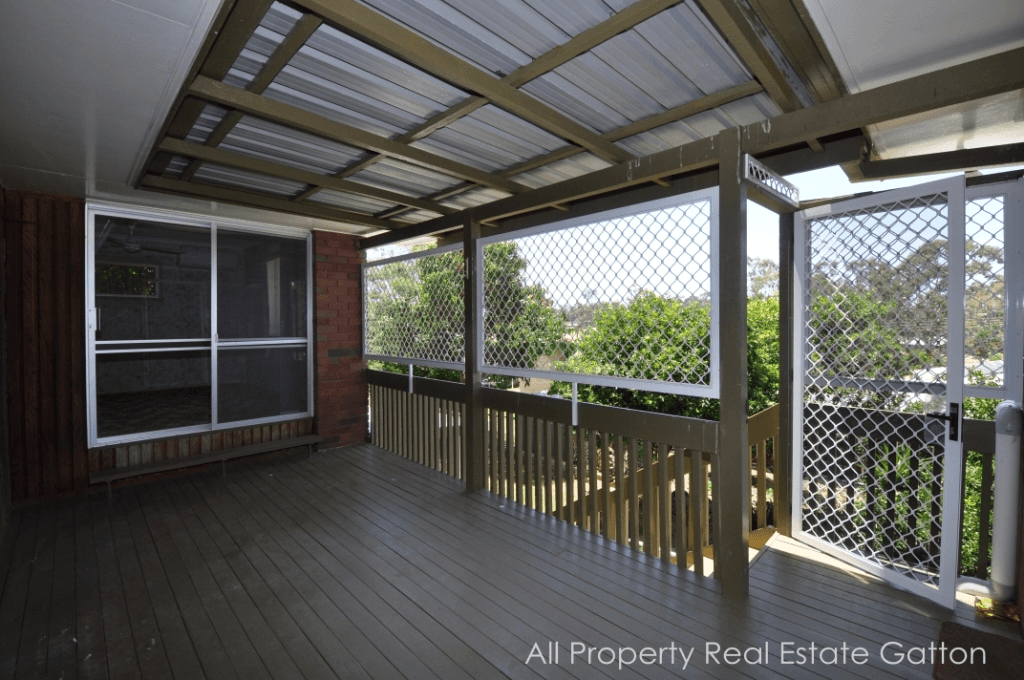 Room 2/40 Jensen Street, GATTON, QLD 4343