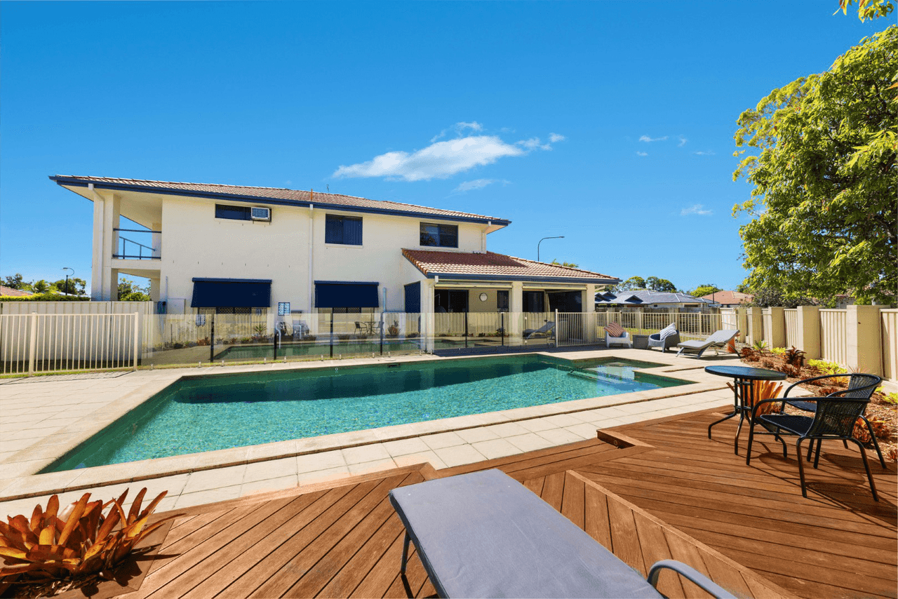 6 Whitby Place, PELICAN WATERS, QLD 4551