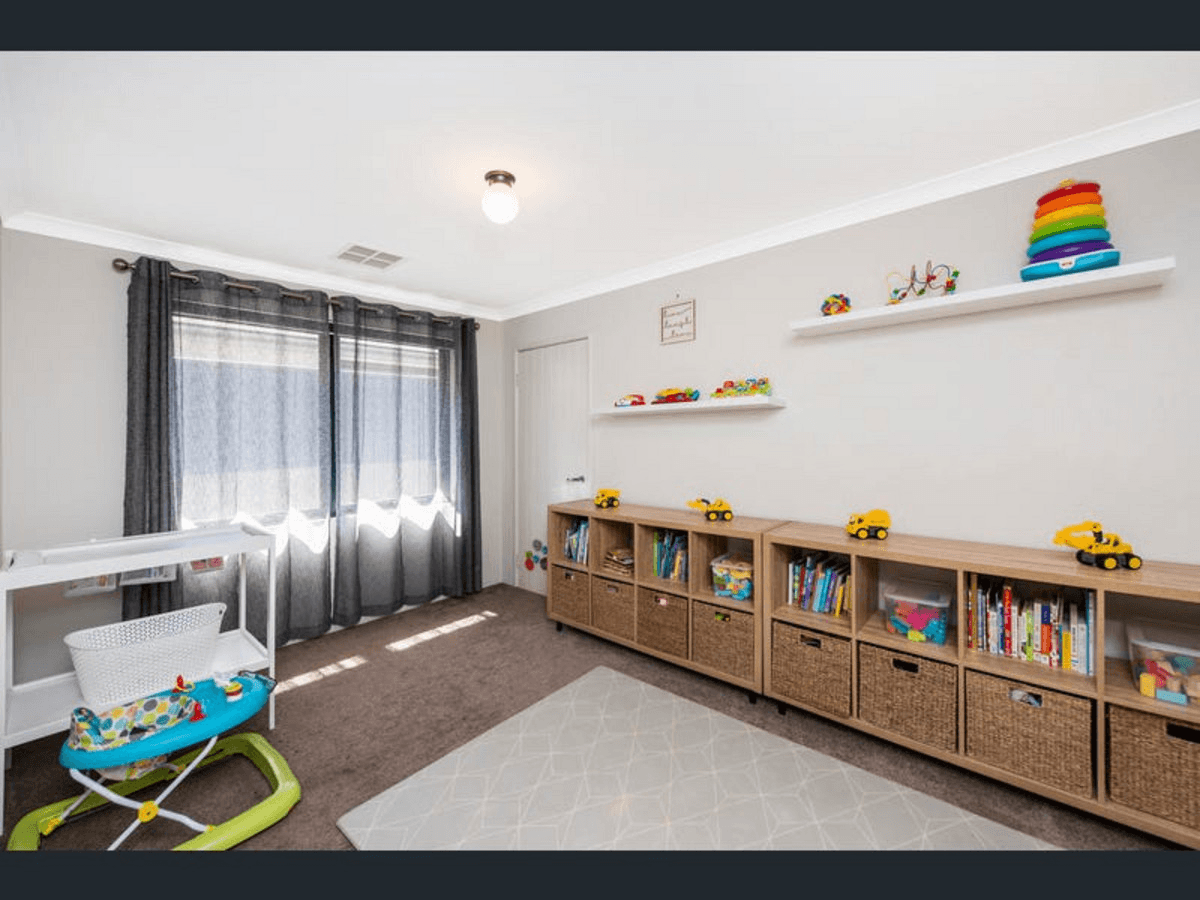 49 Portmarnock Drive, The Vines, WA 6069