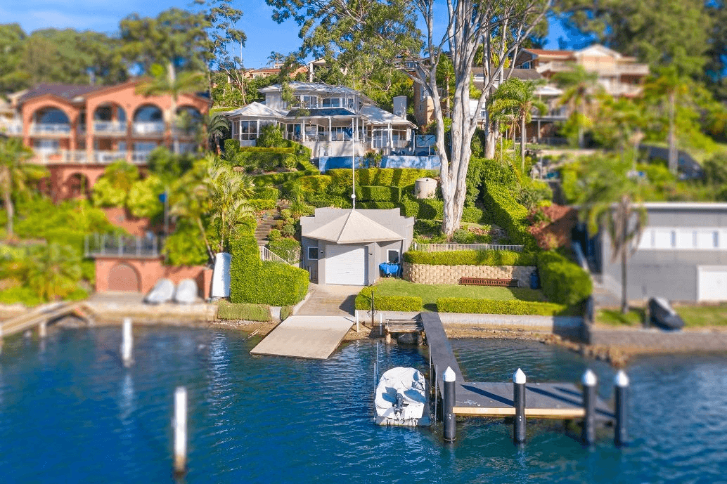 40 Daley Avenue, Daleys Point, NSW 2257