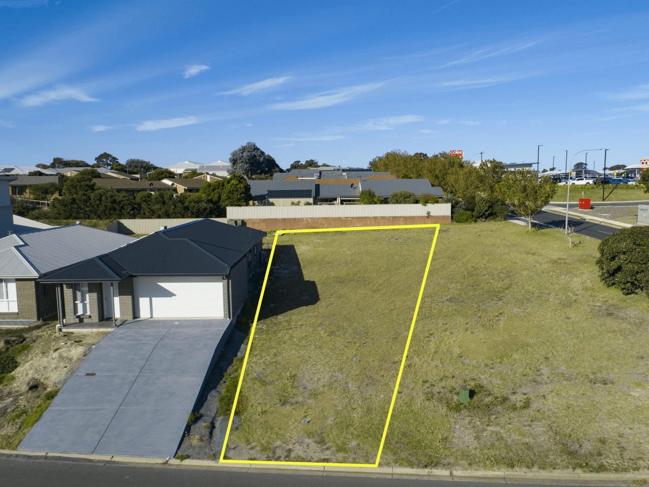 2 Endeavour Drive, MCCRACKEN, SA 5211