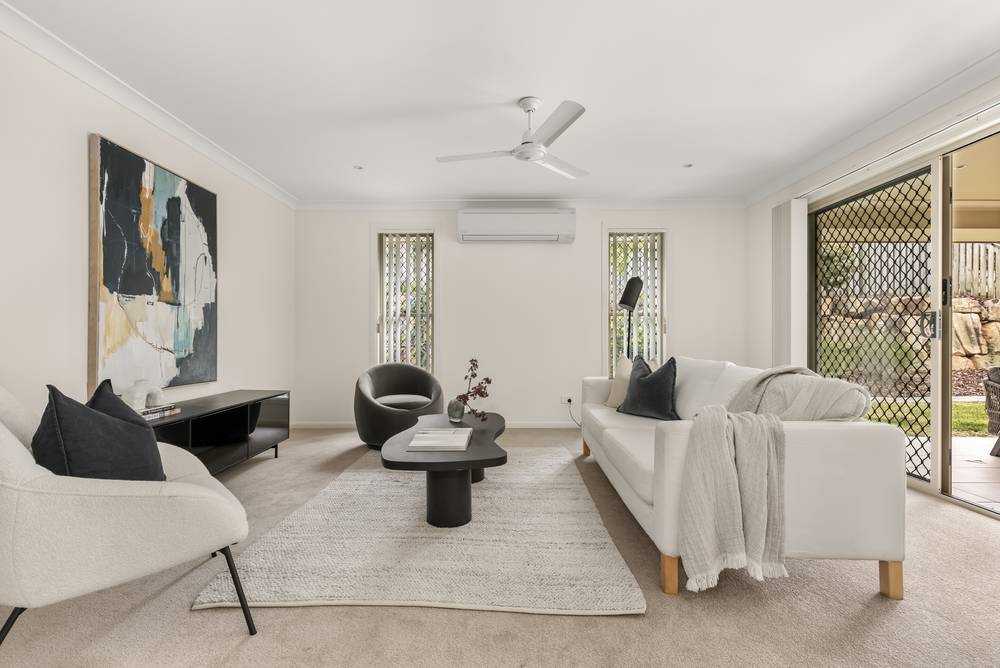 14 Crossing Drive, EATONS HILL, QLD 4037