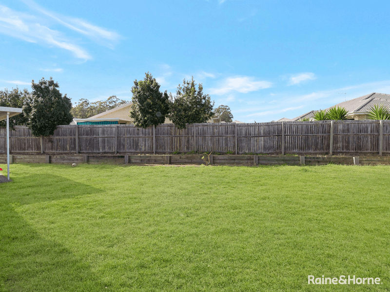 9 Joanne Court, GLENEAGLE, QLD 4285