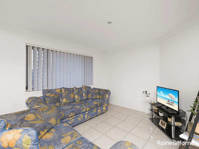 9 Joanne Court, GLENEAGLE, QLD 4285