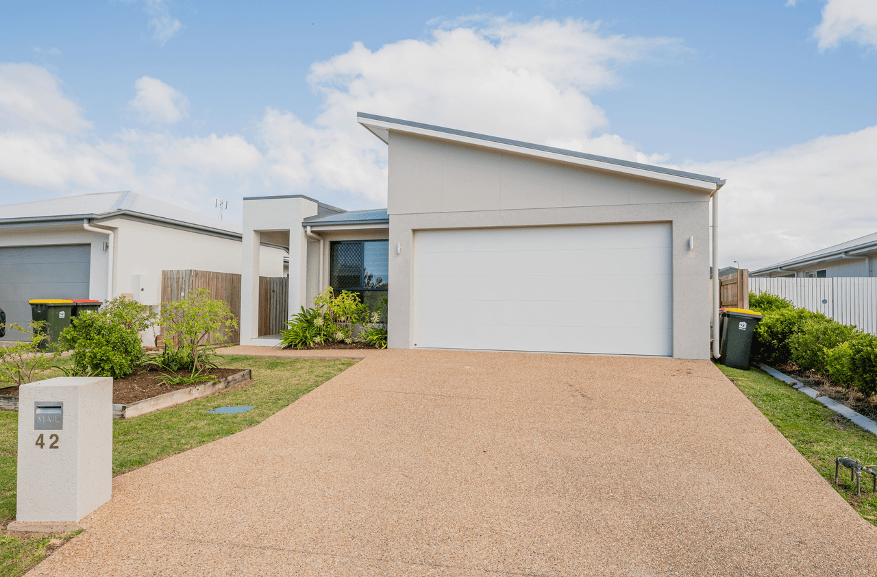 42 Eloise Street, MOUNT LOW, QLD 4818