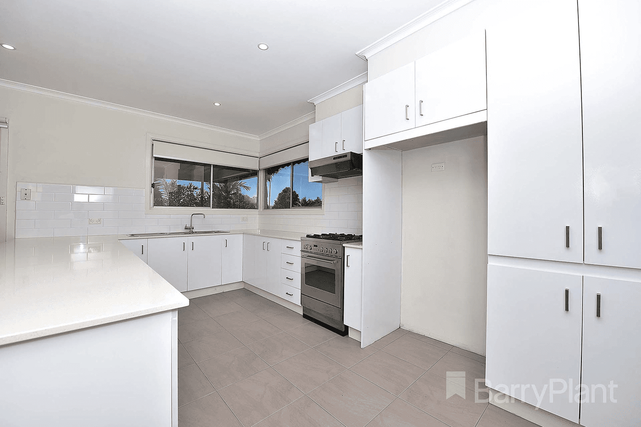 12 Somerset Drive, Dandenong North, VIC 3175