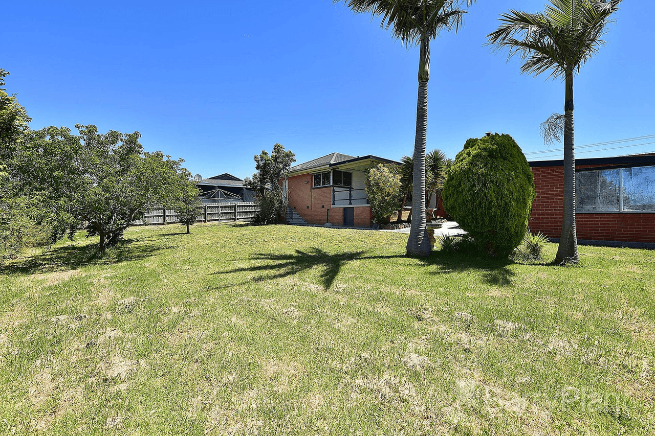 12 Somerset Drive, Dandenong North, VIC 3175