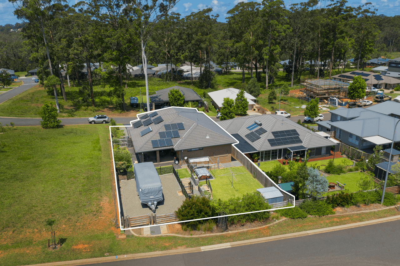 4 Paris Lane, PORT MACQUARIE, NSW 2444