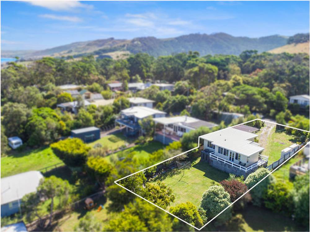 9 Point Avenue, SKENES CREEK, VIC 3233
