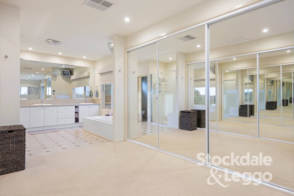 6 Angela Court, Rye, VIC 3941