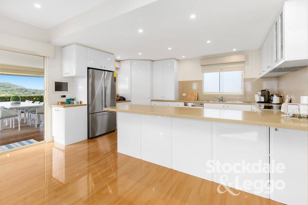 6 Angela Court, Rye, VIC 3941