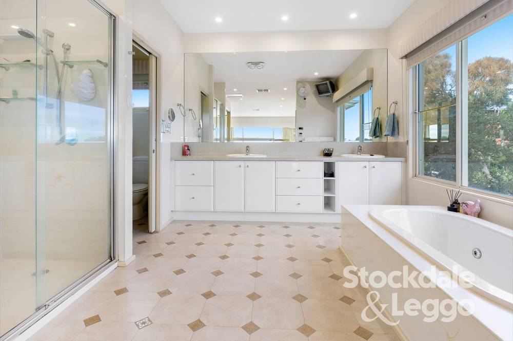6 Angela Court, Rye, VIC 3941