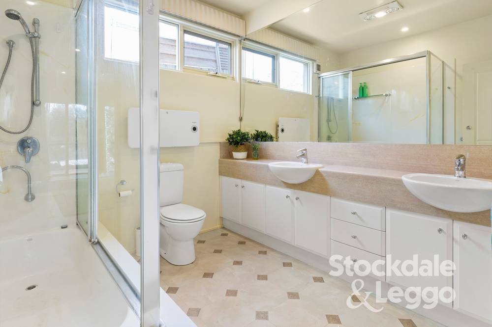 6 Angela Court, Rye, VIC 3941