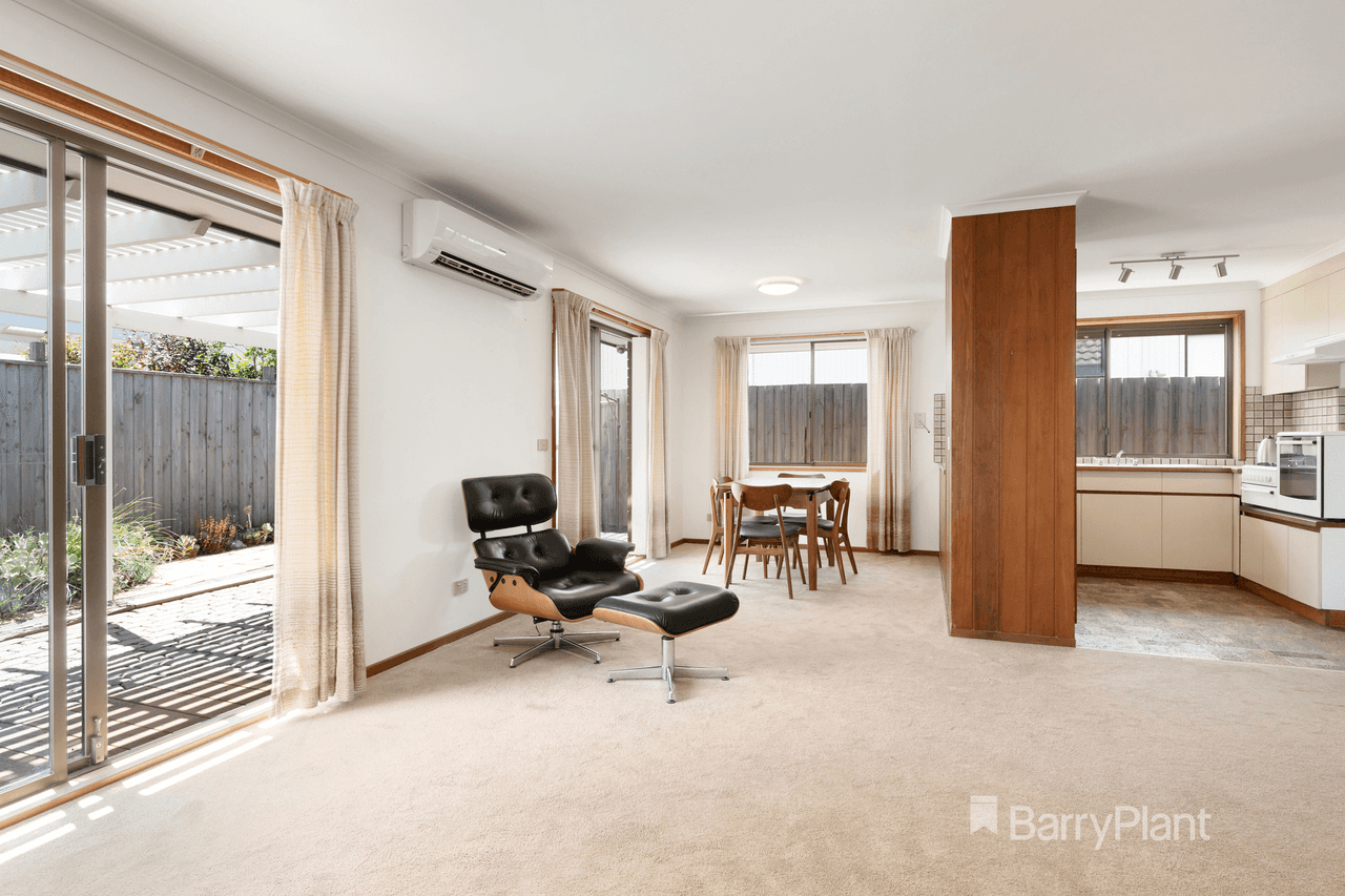 1  Newberry Avenue, BONBEACH, VIC 3196