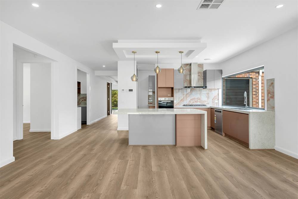 5 Crawford Rise, COBBLEBANK, VIC 3338