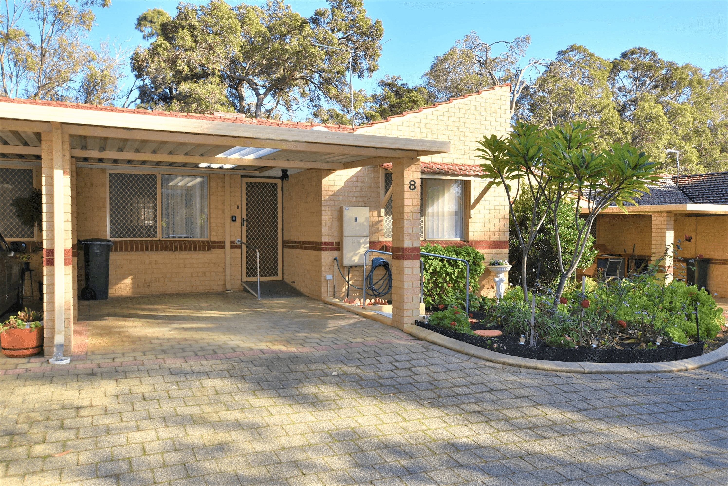 8/69 Gladstone Avenue, Swan View, WA 6056