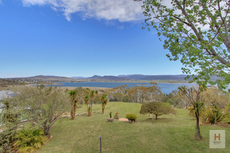 18 Camira Avenue, East Jindabyne, NSW 2627