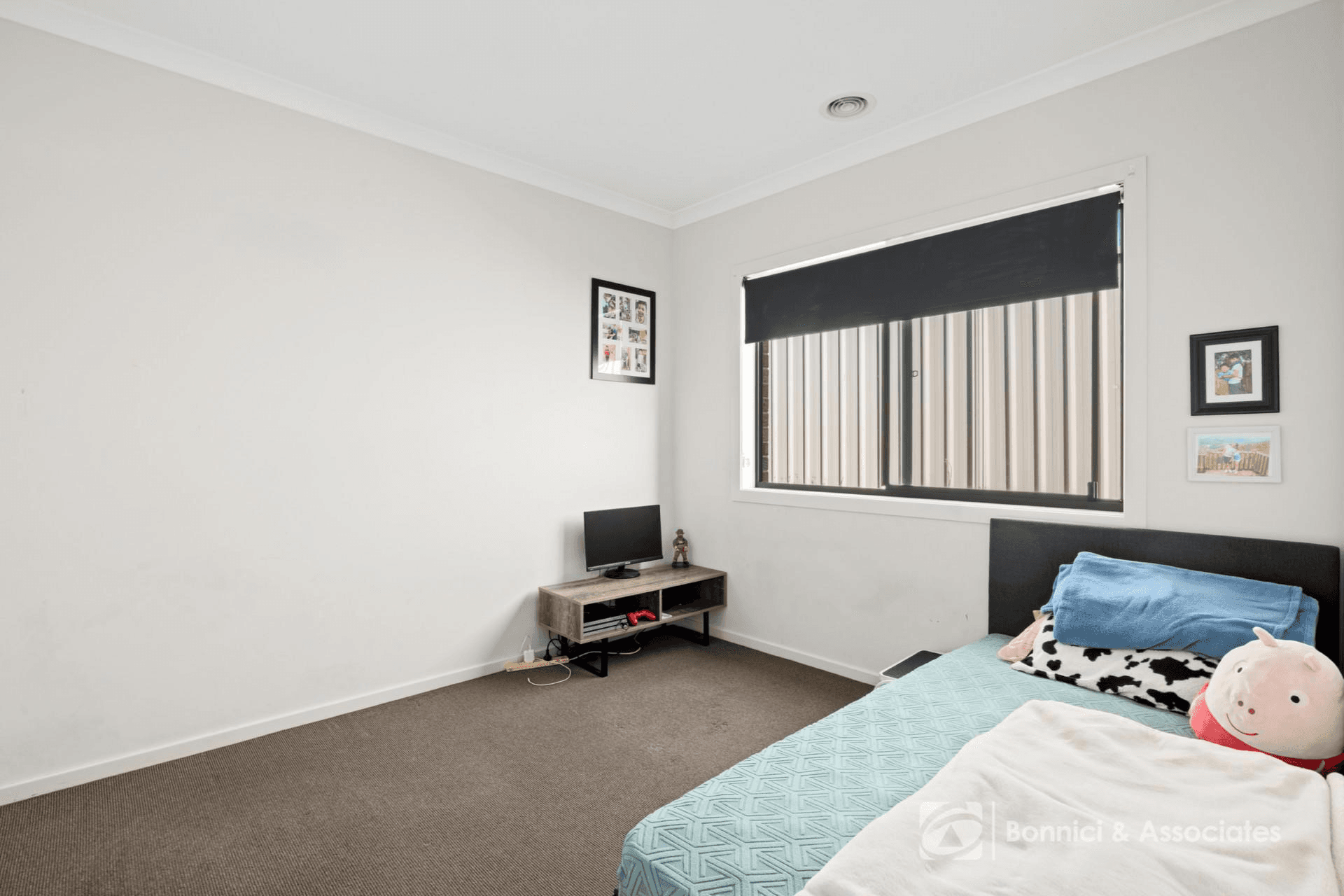 18 Rogers Avenue, Wodonga, VIC 3690