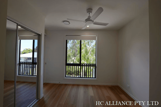 4B 4 ELIZABETH ST, TOOWONG, QLD 4066