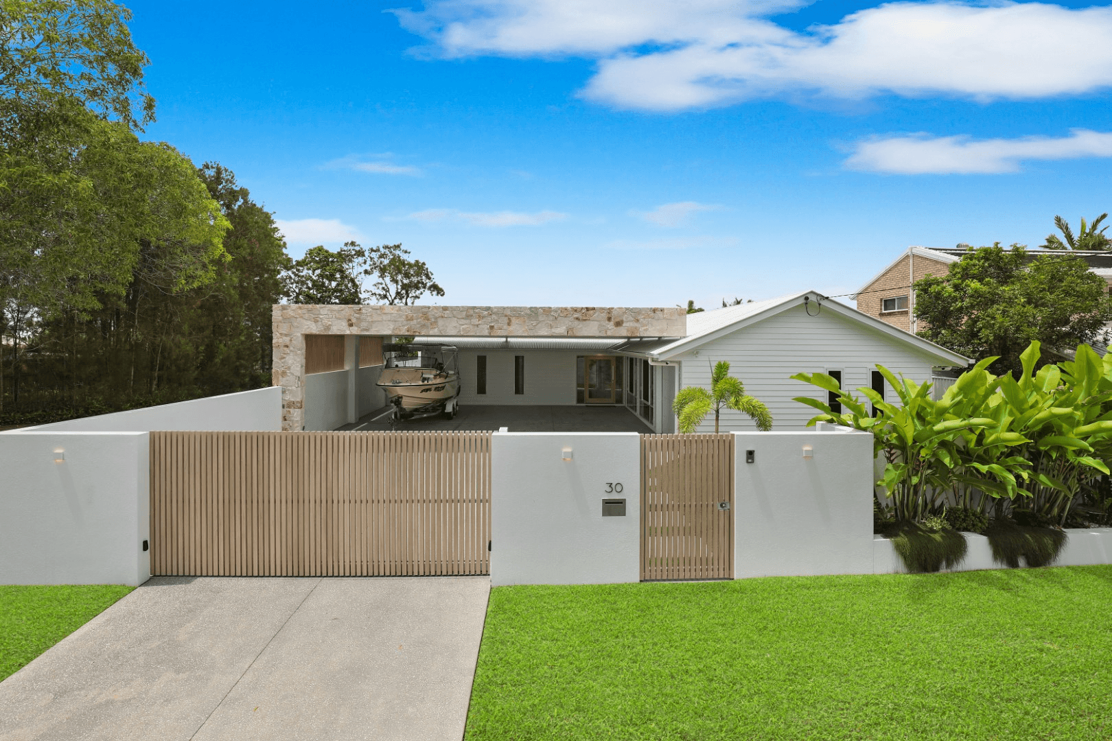 30 Cootamundra Drive, MOUNTAIN CREEK, QLD 4557