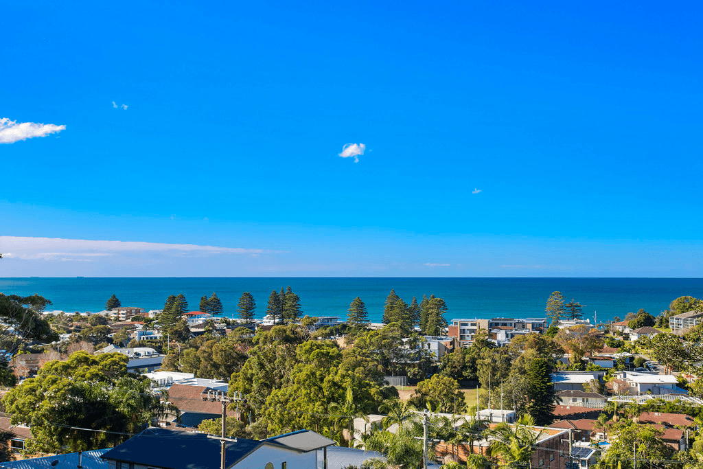 16A Hillcrest Street, TERRIGAL, NSW 2260