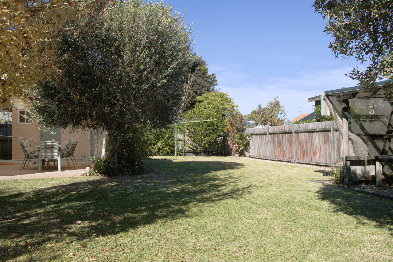 34 Admiralty Ave, Tea Gardens, NSW 2324