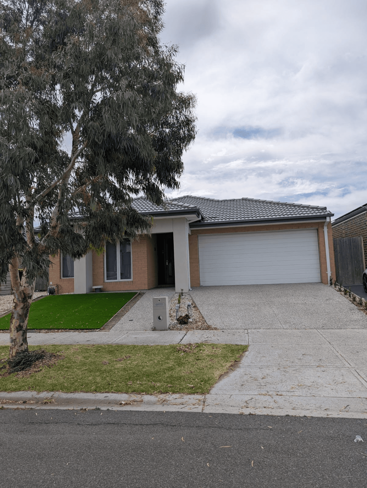 4 Plenty View, BEVERIDGE, VIC 3753