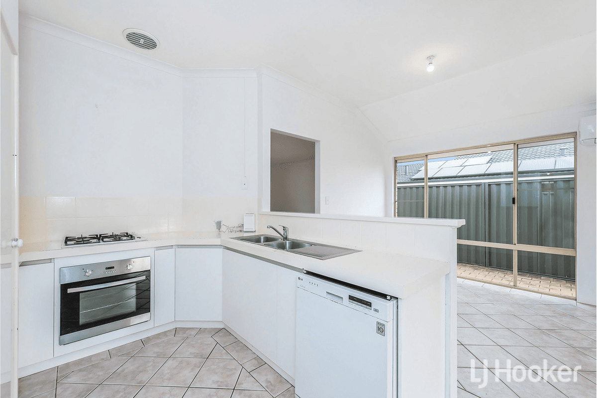 49B Templetonia Promenade, HALLS HEAD, WA 6210