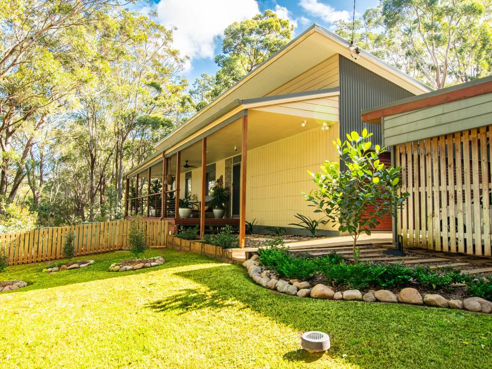 15 Darling Street, RUSSELL ISLAND, QLD 4184