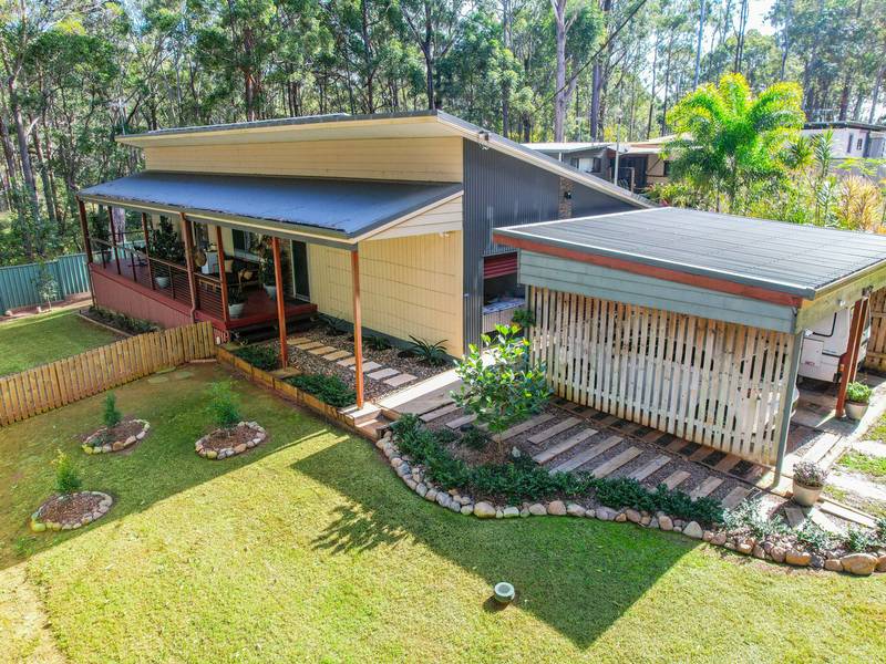 15 Darling Street, RUSSELL ISLAND, QLD 4184