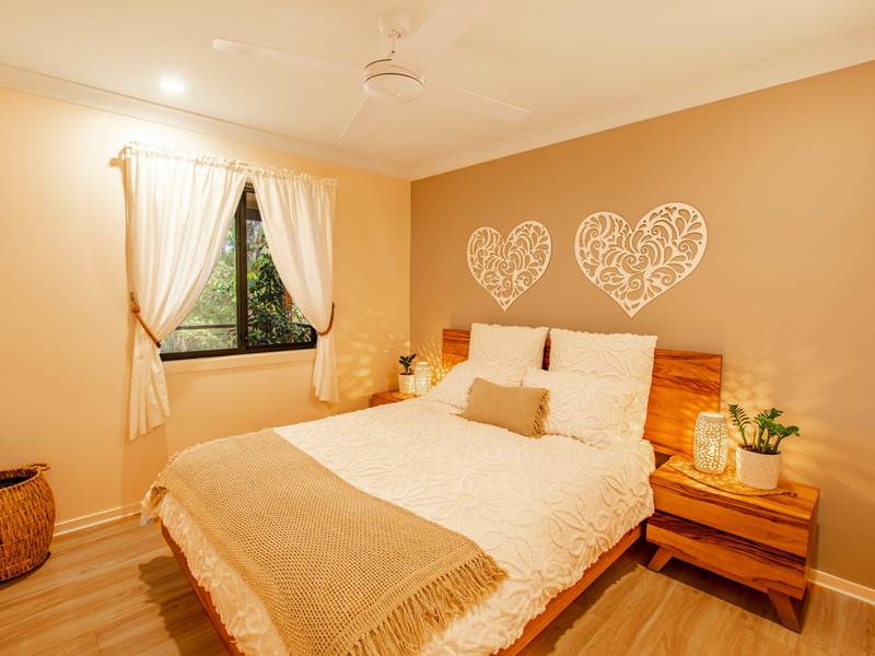 15 Darling Street, RUSSELL ISLAND, QLD 4184