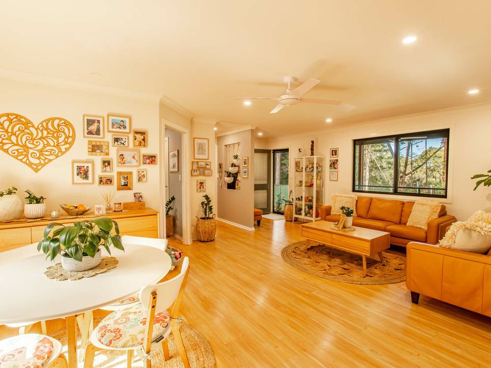 15 Darling Street, RUSSELL ISLAND, QLD 4184