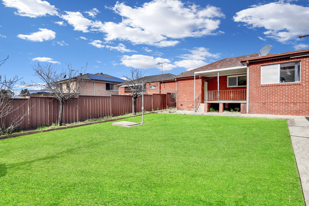 241 Metella Road, Toongabbie, NSW 2146